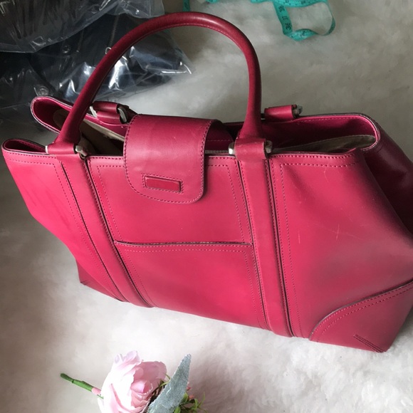Ann Taylor magenta leather large satchel - Picture 6 of 17